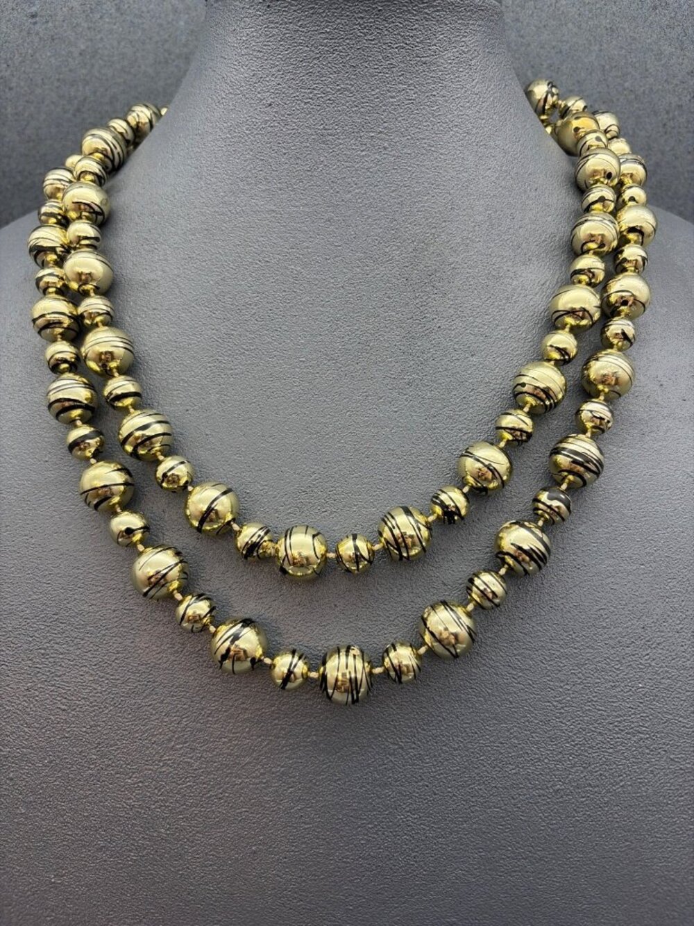 Drizzled Bead Necklace 46 In Gold Black Statement Retro Vintage Glam Bold Swirl